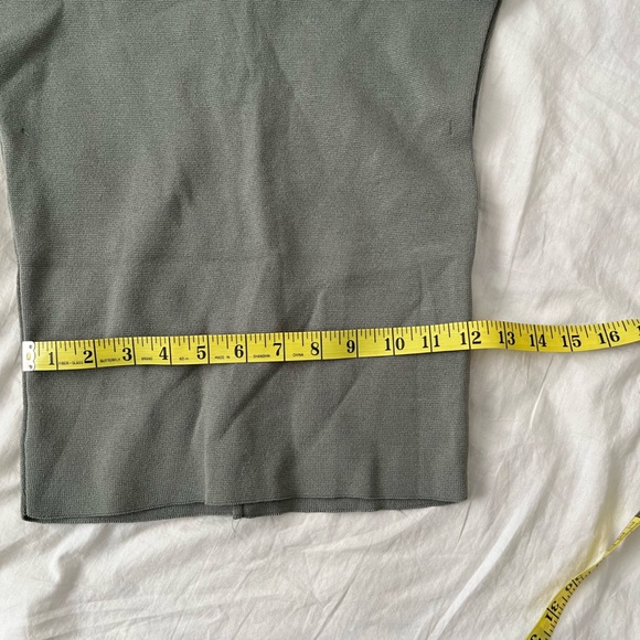 Zara Knit Top with Shoulder Pads - Picture 8 of 9